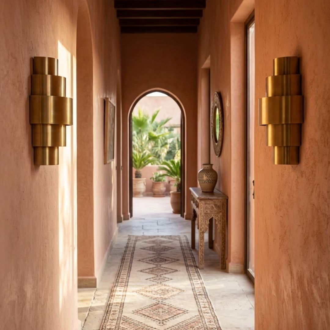 Brushed Brass Wall Sconce