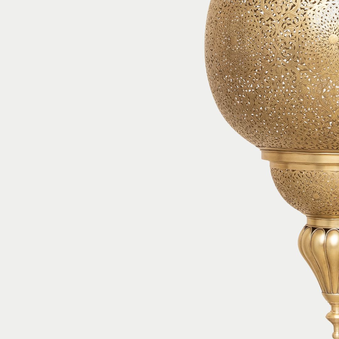 Nora : Fluted Brass Urn Pendant with Scalloped Crown
