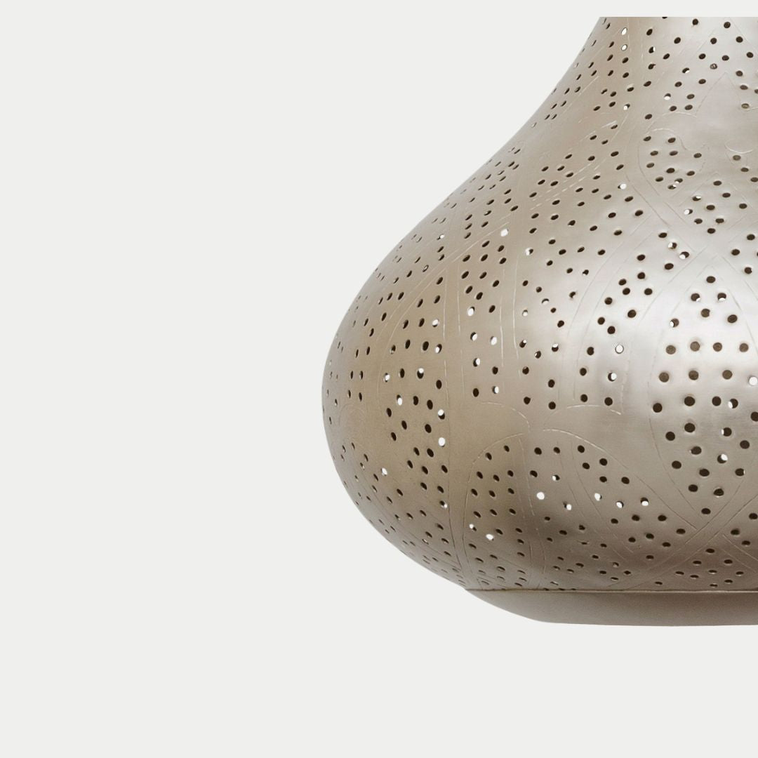 Fatema : Hand-Etched Moroccan Brass Teardrop Pendant Light