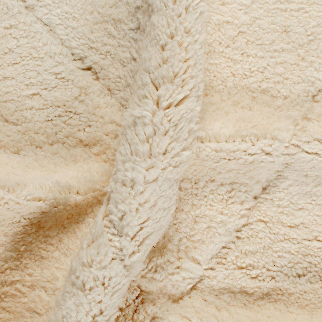 Anzar - Handmade Moroccan Berber Beni Ourain : 1.5x2.5 ft | 45x75 cm - 100 % Moroccan Wool