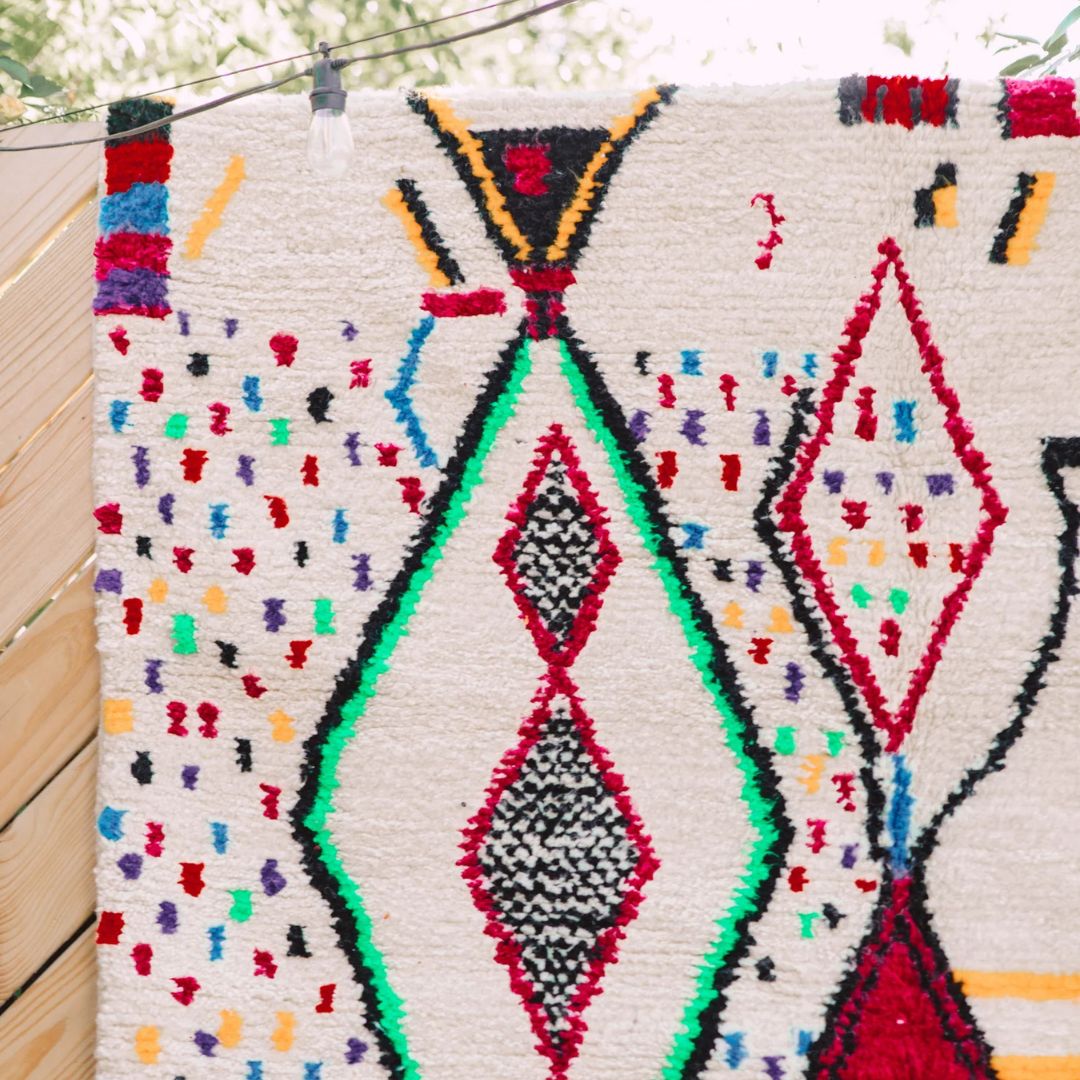 Aytma - Handmade Moroccan Berber Boujaad Rug - 72"W x 96"H - 100 % handcrafted moroccan wool