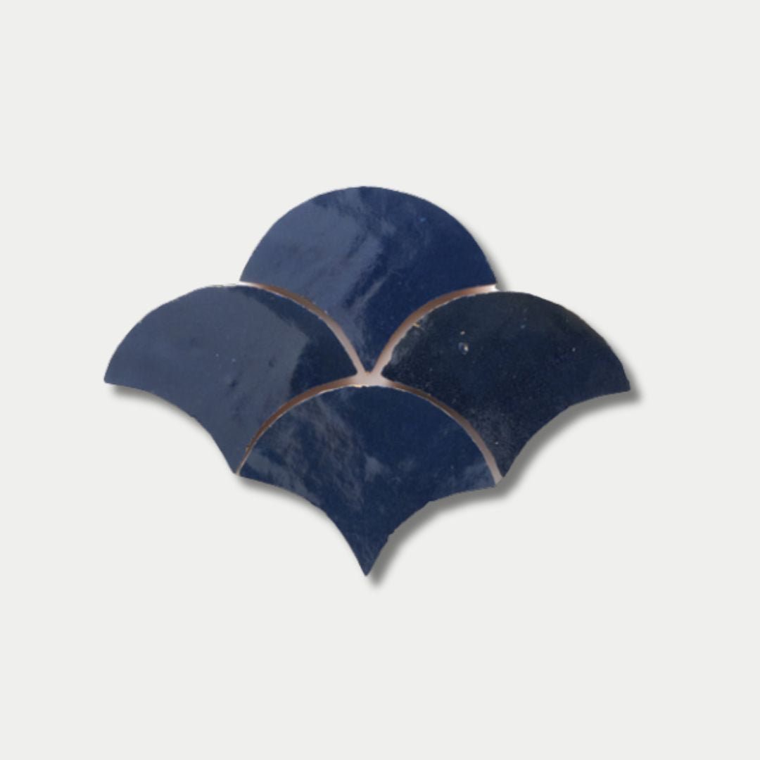 قشور السمك : زرقاء