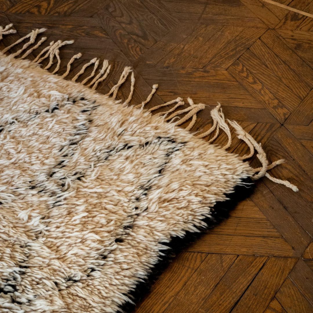 Massina - Handmade Moroccan Berber Beni Ourain : 1.5x2.5 ft | 45x75 cm Moroccan Wool