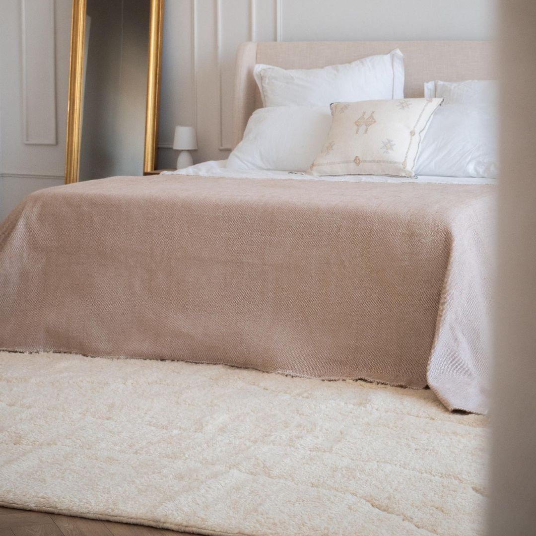 Tamara - Handmade Moroccan Berber Beni Ourain : 1.5x2.5 ft | 45x75 cm Moroccan Wool