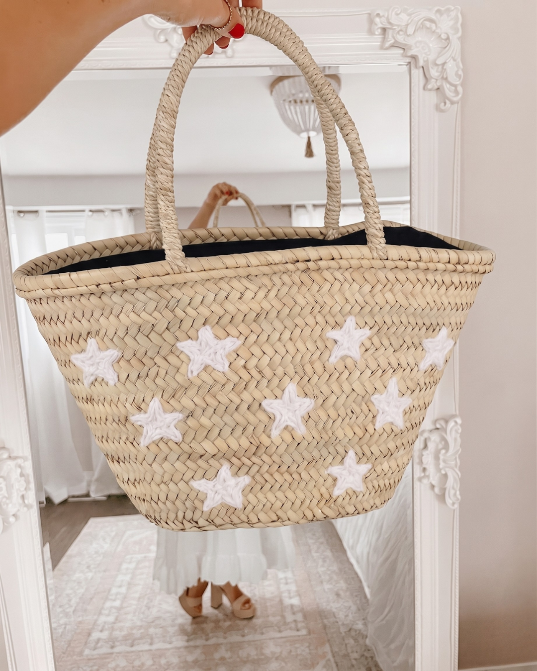 Artisan Moroccan Straw Basket with Hand-Embroidered White Stars