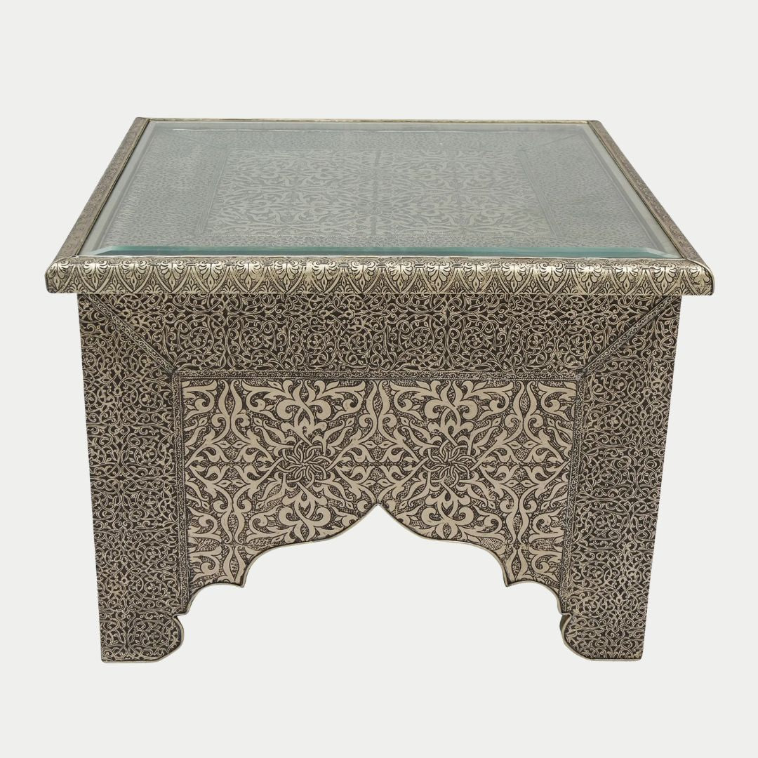 طاولة جانبية مغربية مصنوعة يدويًا من عرق اللؤلؤ: زمان