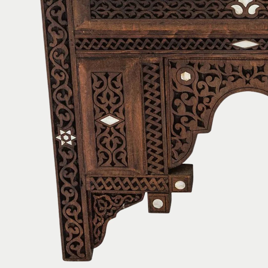 طاولة جانبية مغربية مصنوعة يدويًا من عرق اللؤلؤ: زمان