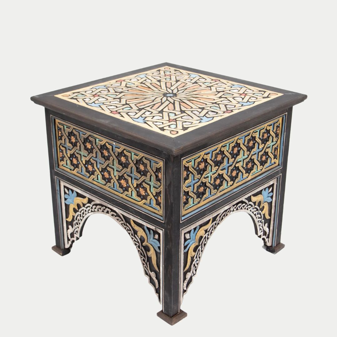 طاولة جانبية مغربية مصنوعة يدويًا من عرق اللؤلؤ: زمان