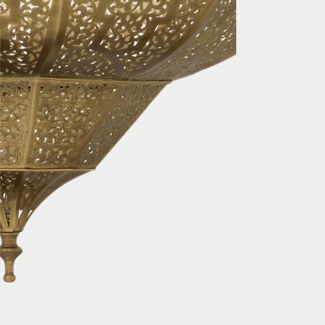 Anbar : Hand-Etched Arch Pendant
