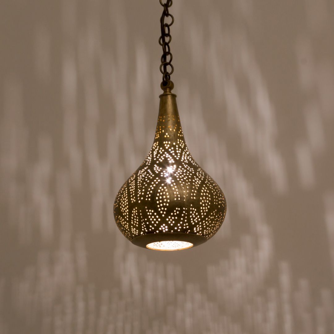 Fatema : Hand-Etched Moroccan Brass Teardrop Pendant Light