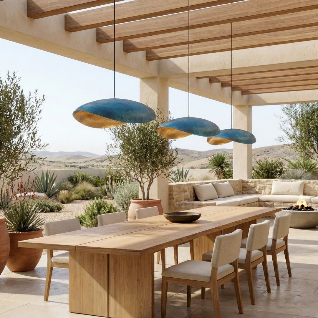 Lumina : Curved Copper Pendant Light